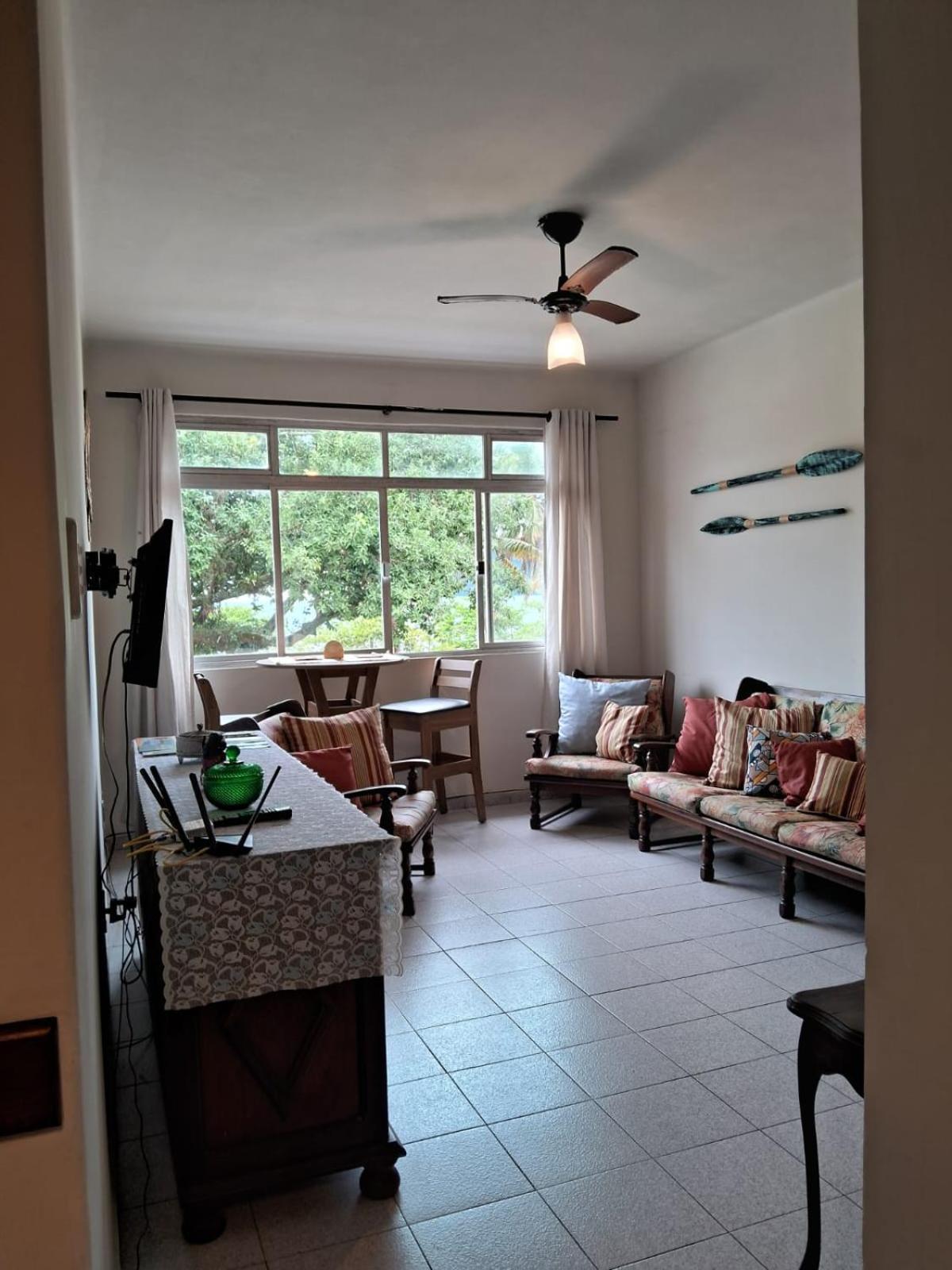 Com Vista Pro Mar No Centro De Apartamento