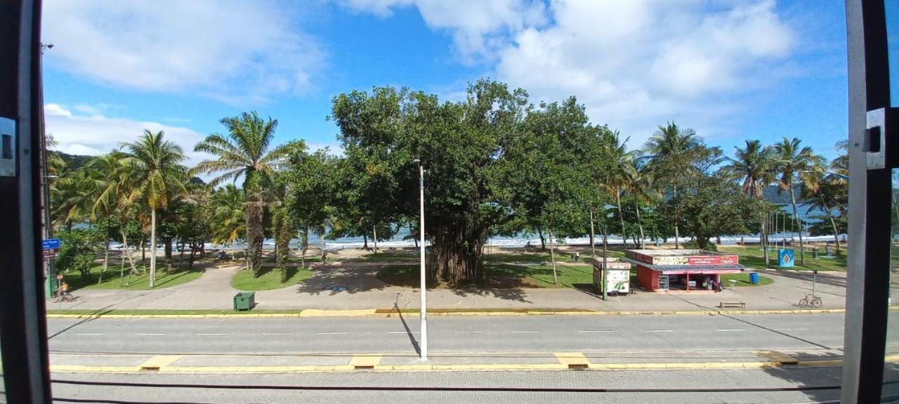Com Vista Pro Mar No Centro De